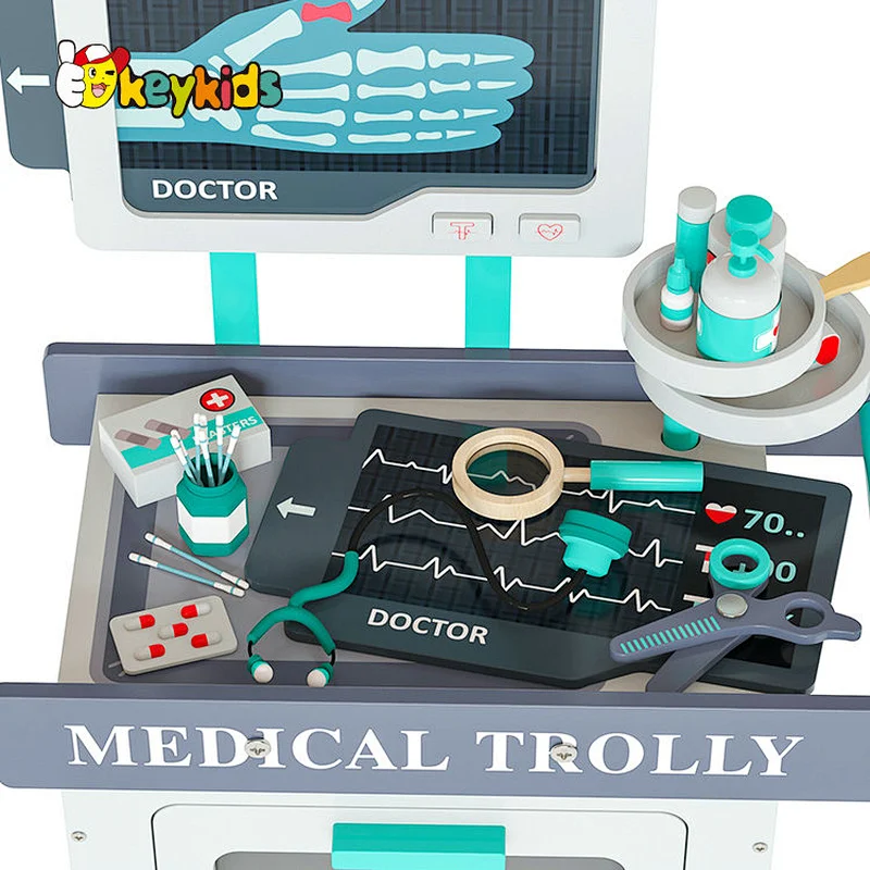Factory OEM simulated doctor playsets wooden medical cart toy for kids W10D614